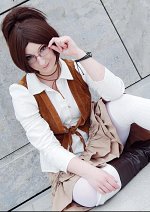 Cosplay-Cover: Hanji Zoe "Ausgehlook"