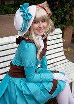 Cosplay-Cover: Elizabeth Middleford (blue dress)