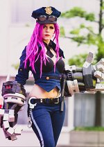 Cosplay-Cover: Officer Vi