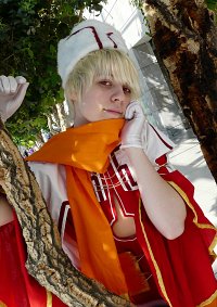 Cosplay-Cover: Ivan Braginski -Schachfigur: Turm-