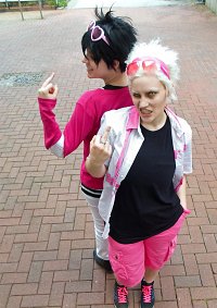 Cosplay-Cover: Wolf [pink cover]
