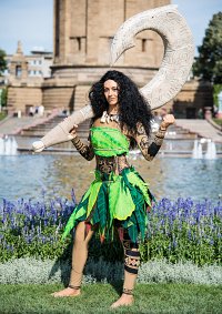 Cosplay-Cover: Maui (female)