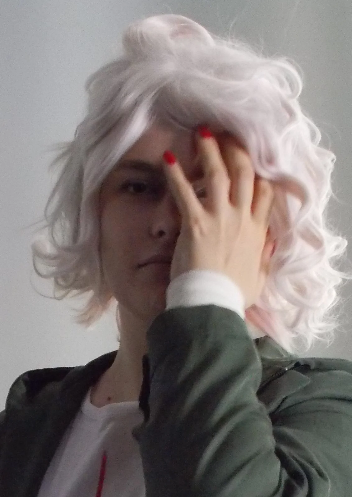 Cosplay-Cover: Nagito Komaeda