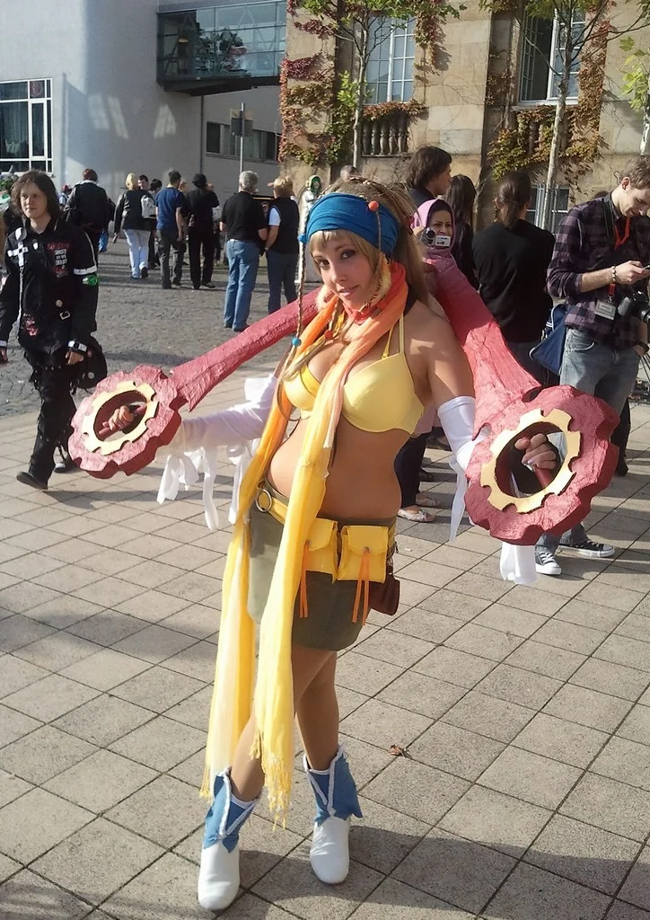 Cosplay-Cover: Rikku Dieb