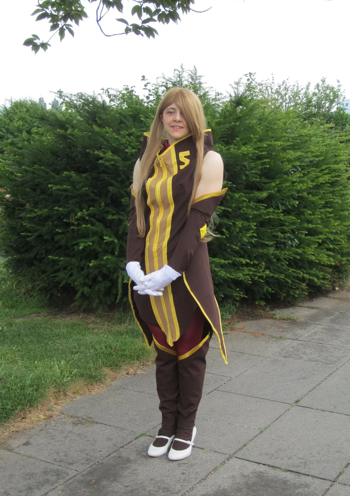 Cosplay-Cover: Tear Grants