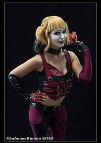 Cosplay-Cover: Harley Quinn (Arkham City)