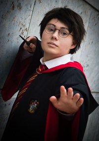 Cosplay-Cover: Harry James Potter - [Gryffindor (Remake)]