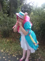 Cosplay-Cover: Pinkie Pie - Coronation Dress