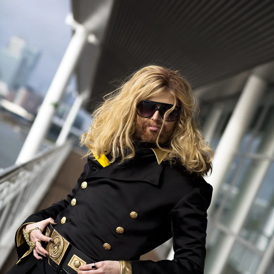 Cosplay: Zaphod Beeblebrox (Hitchhiker's Guide)