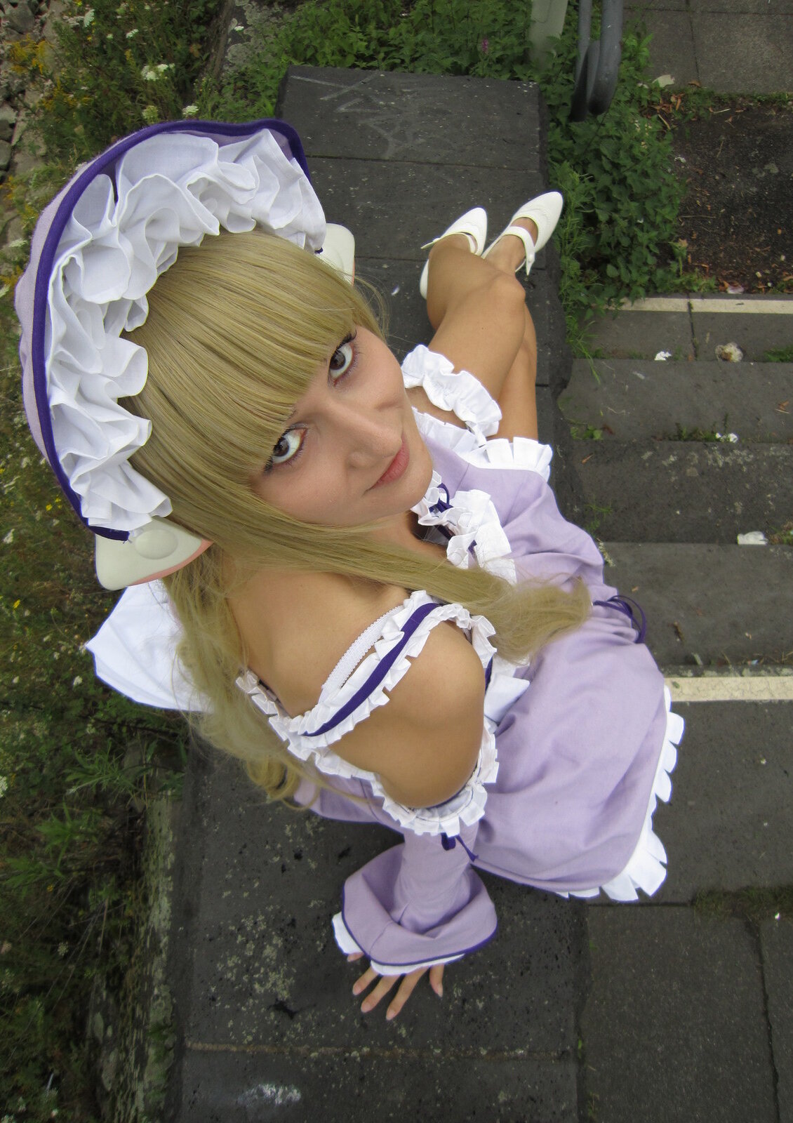 Cosplay-Cover: Chii im Bonzenkleid