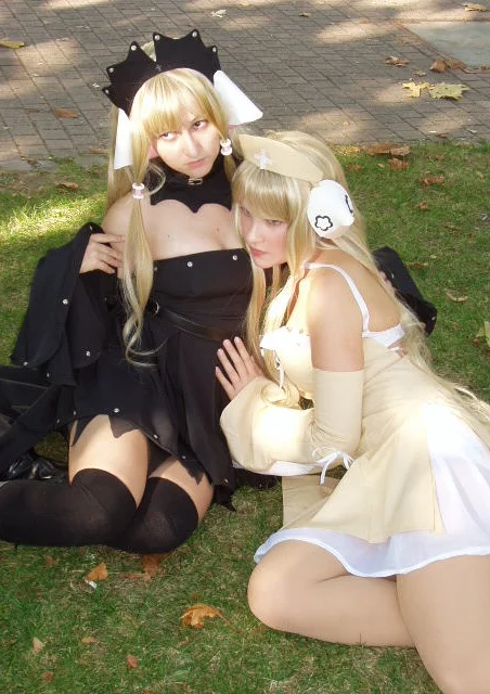 Cosplay-Cover: Freya Schnallenoutfit ~ Artbook