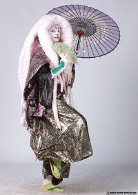 Cosplay-Cover: Kumadori - Kabuki style