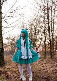 Cosplay-Cover: Miku Hatsune [Alice in Musicland]