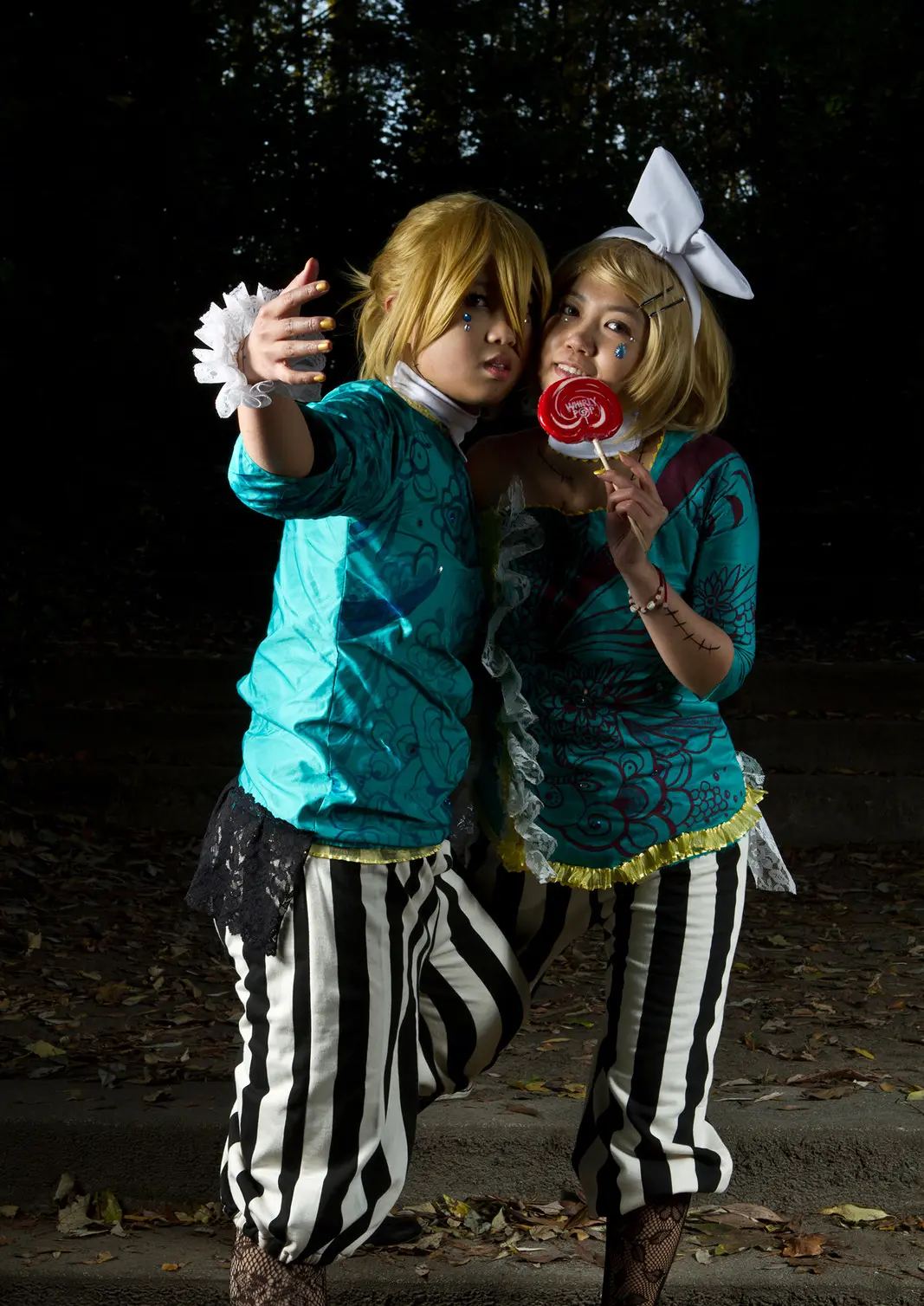 Cosplay-Cover: Kagamine Rin [ Dark Woods Circus ]