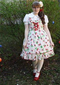 Cosplay-Cover: Erdbeer Lolita