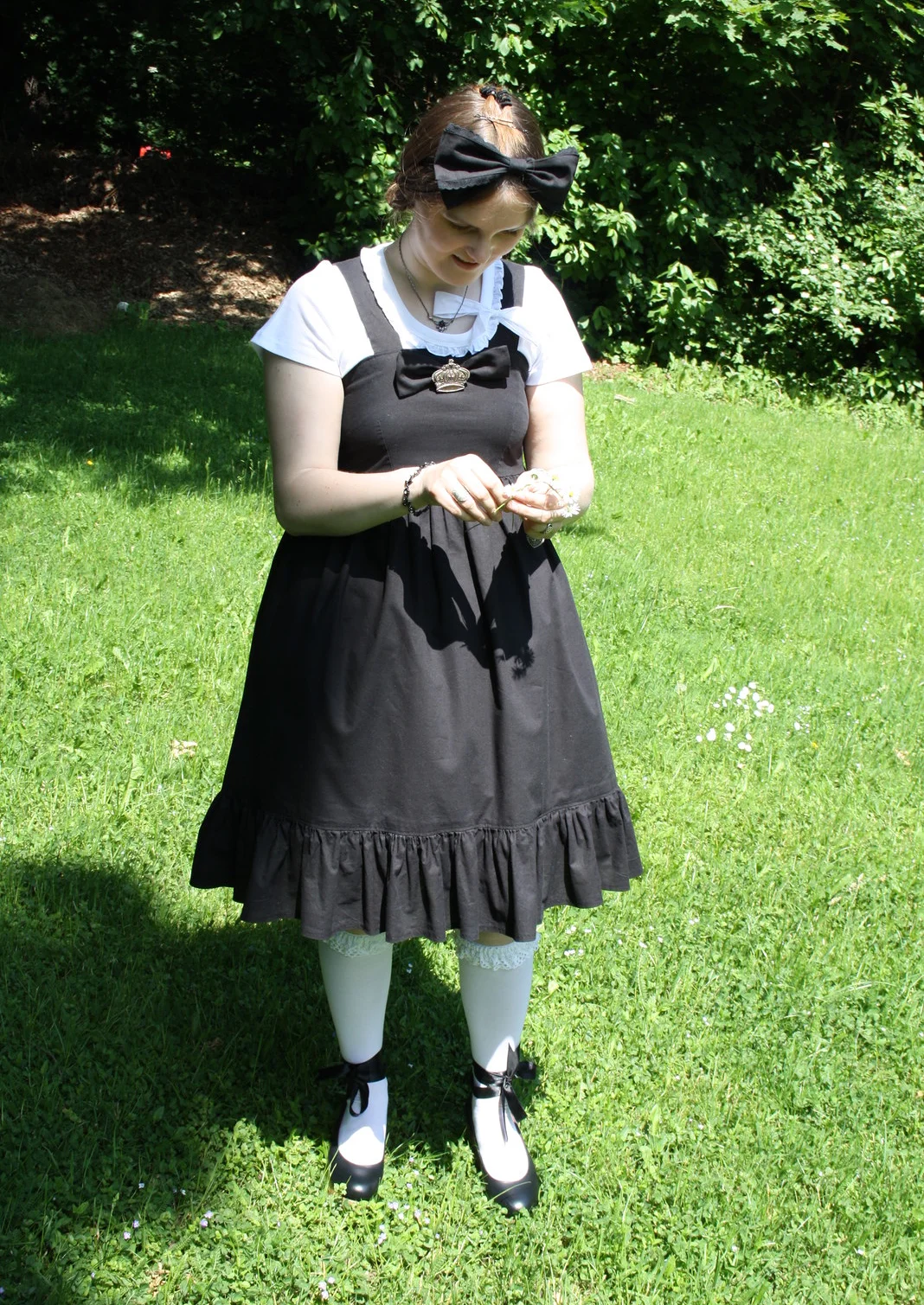 Cosplay-Cover: Oldschool Black-White Lolita