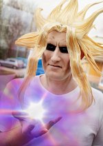 Cosplay-Cover: Allmight (abgemagert)