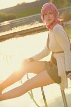 Cosplay-Cover: Claire "Lightning" Farron Beachversion