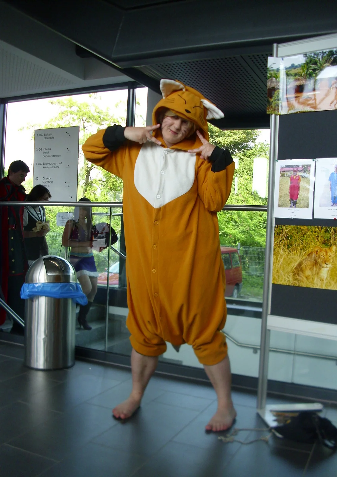 Cosplay-Cover: Naruto Uzumaki [im Fuchs Kigurumi]
