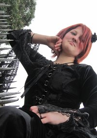 Cosplay-Cover: Gothic Kleid
