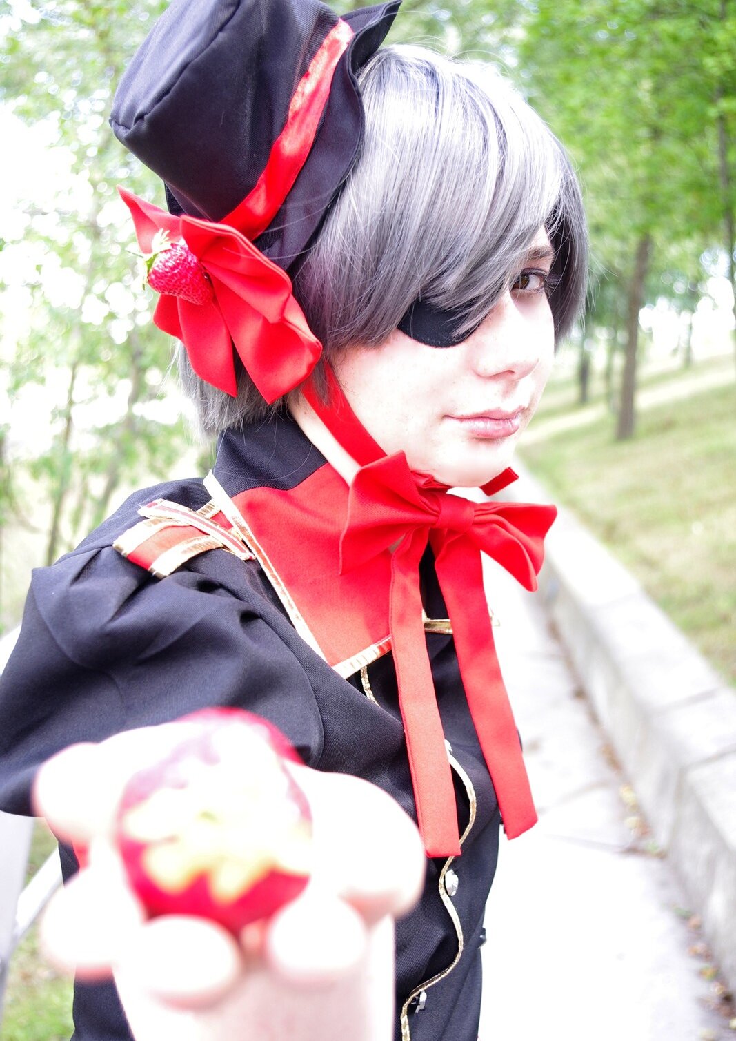 Cosplay-Cover: Ciel Phantomhive [Strawberry Version]