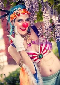 Cosplay-Cover: Buggy der Clown (Female Bellydancer Eigendesign)