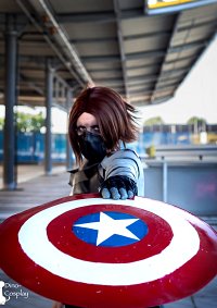 Cosplay-Cover: Bucky Barnes/Winter Soldier