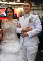 Cosplay-Cover: Peeta Mellark (wedding suit)