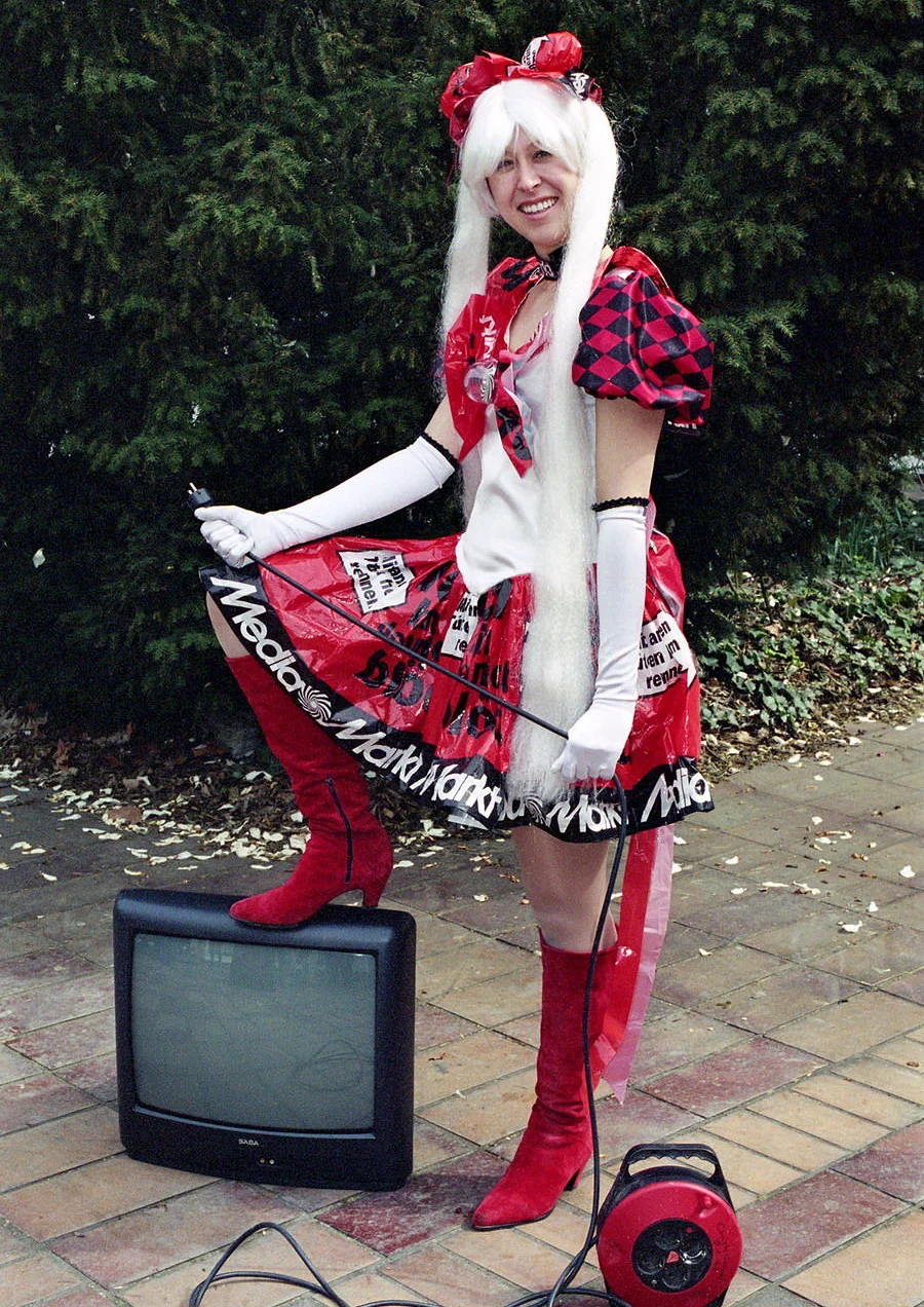 Cosplay-Cover: Sailor Mediamarkt