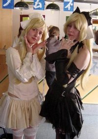 Cosplay-Cover: Chii (White Dress)
