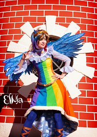 Cosplay-Cover: Rainbow Dash Gala Kleid