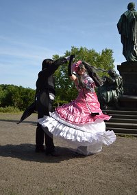 Cosplay-Cover: Ciel Phantomhive [Ballgown]