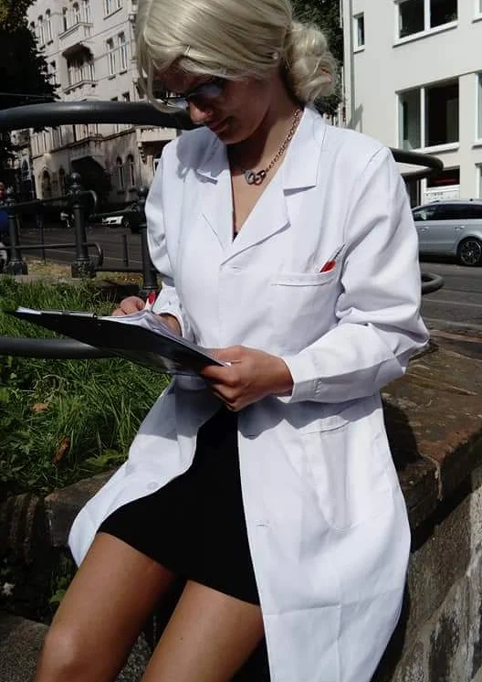 Cosplay-Cover: Dr. Harley Quinzel