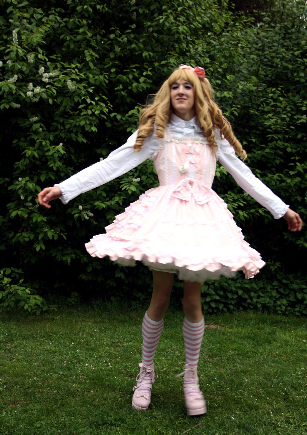 Cosplay-Cover: Ruffles Lolita