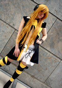 Cosplay-Cover: Vocaloid Lily