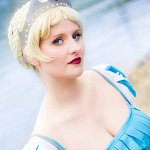 Cosplay: Historical Elsa [Design by Shoomla]