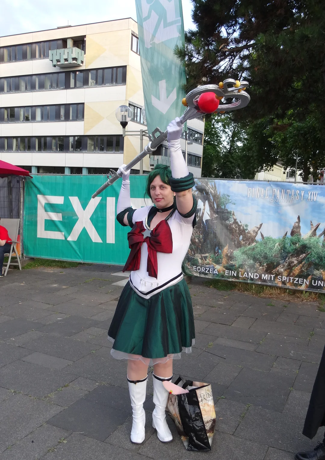 Cosplay-Cover: Eternal Sailor Pluto