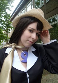 Cosplay-Cover: Mia Fey [Young]