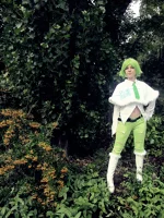 Cosplay-Cover: Grüner Knollenblätterpilz [Amanita phalloides]
