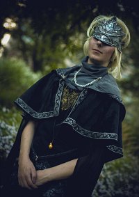 Cosplay-Cover: Firekeeper