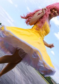 Cosplay-Cover: Raya Carmen Alonso (Jem and the Holograms)