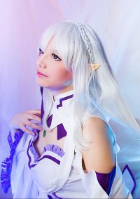 Cosplay-Cover: Emilia