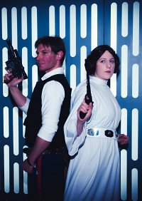 Cosplay-Cover: Leia Organa ~ Senatorial gown (Episode IV)