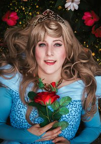 Cosplay-Cover: Princess Aurora ~ Disneyland Version