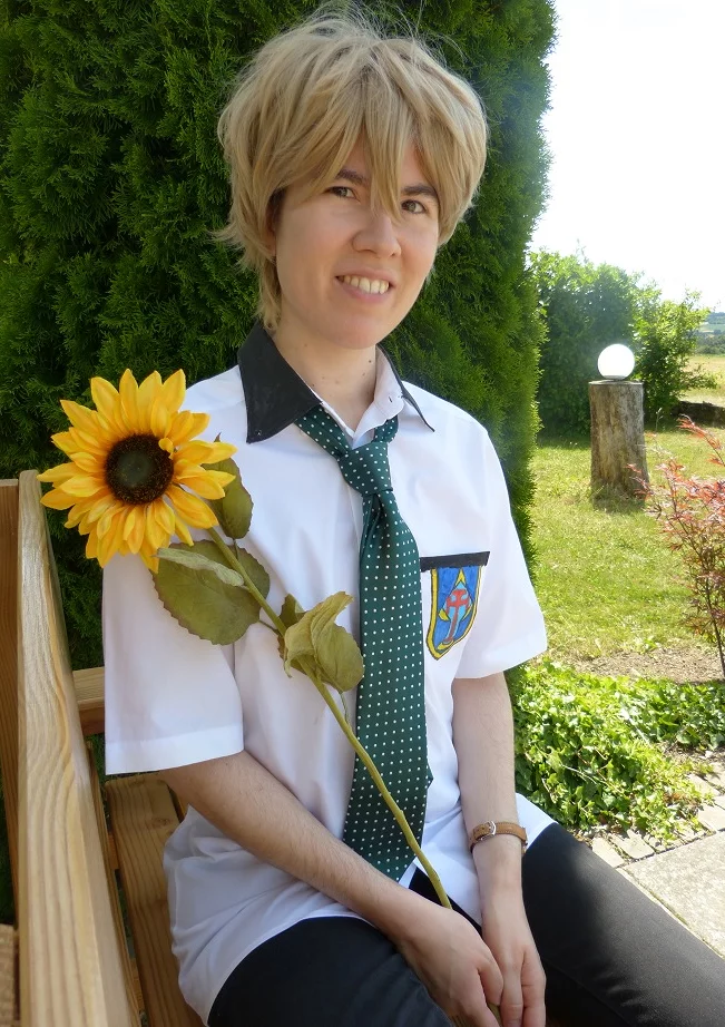 Cosplay-Cover: Makoto Tachibana (Sommerschuluniform)