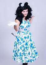 Cosplay-Cover: Minnie Maus (Blue Flowers)