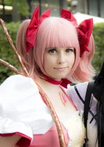 Cosplay-Cover: Kaname Madoka