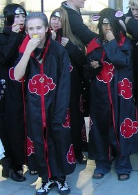 Cosplay-Cover: Itachi Uchiha (Akatsuki-Version)