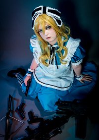 Cosplay-Cover: Bloody Alice (Stella Kuonji)