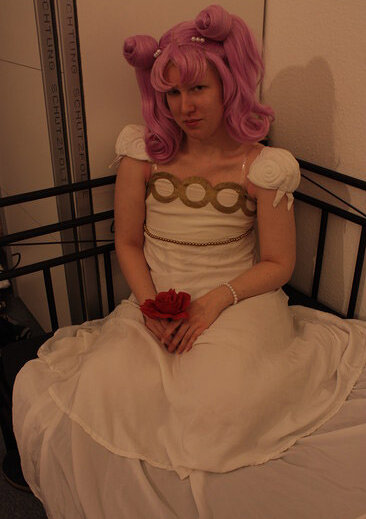 Cosplay-Cover: Kleine Lady ["geliehen/funfotos"]